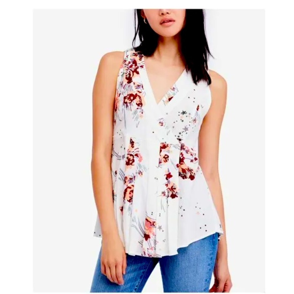 Free People Back to Basics Ivory floral top!